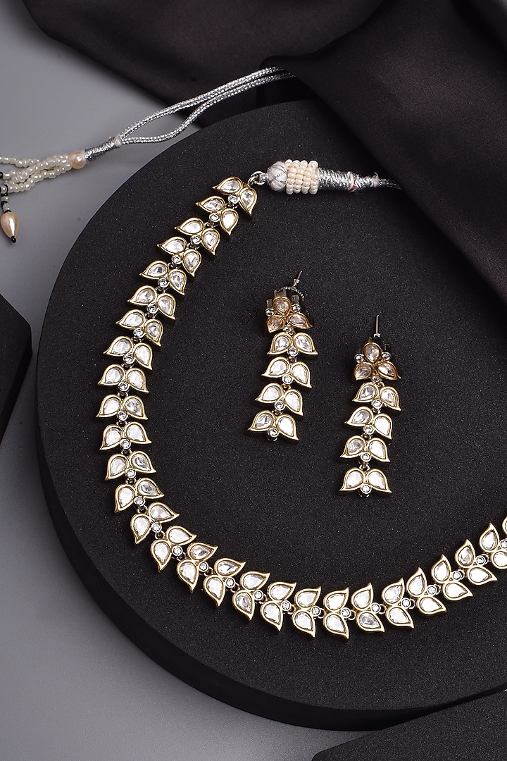 White Finish Kundan Polki Choker Necklace Set by Swabhimann Jewellery at Pernia's Pop Up Shop
