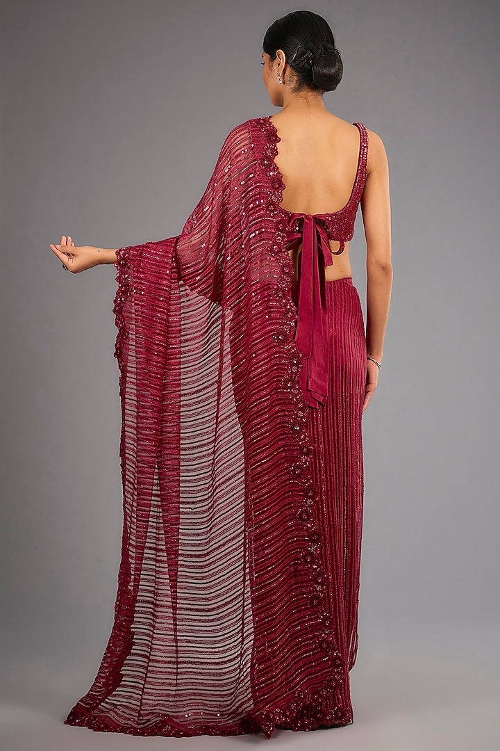 Red Handloom Organza Applique Work Bridal Saree Set by Sawan Gandhi at Pernia's Pop Up Shop