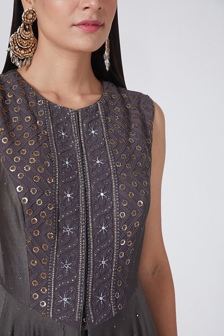 Grey Chikankari Cape Set by Sawan Gandhi at Pernia's Pop Up Shop