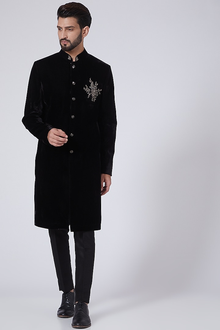 Black Velvet Blazer With Cutdana Work Design by Sawan Gandhi Men at  Pernia's Pop Up Shop 2024