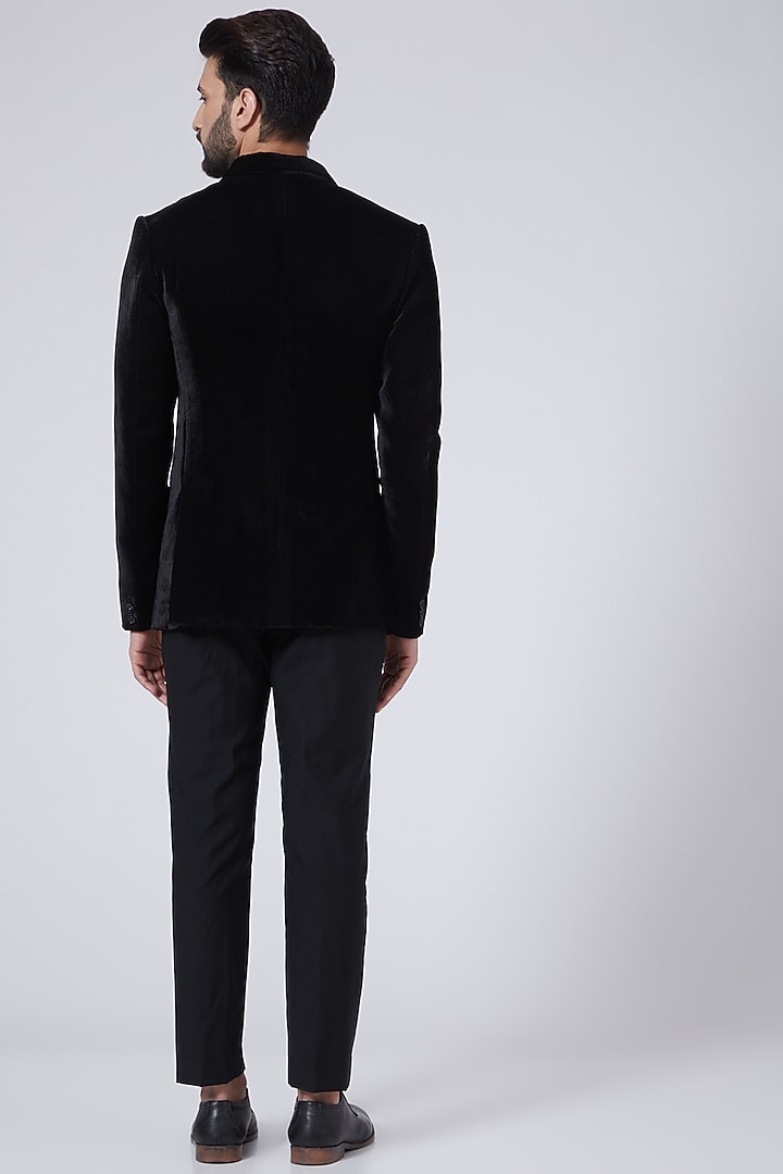 Black Velvet Cutdana Work Blazer by Sawan Gandhi Men at Pernia's Pop Up Shop