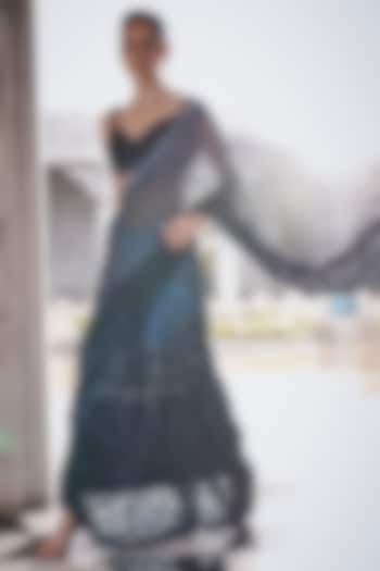 Blue Georgette Cutwork Ombre Bridal Saree Set by Sawan Gandhi at Pernia's Pop Up Shop