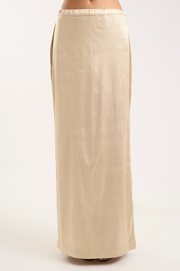 Ivory Chiffon Swarovski Work Bridal Saree Set by Sawan Gandhi at Pernia's Pop Up Shop