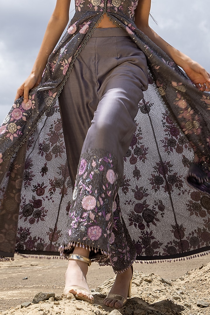 Grey Georgette Floral Applique Embroidered Cape Set by Sawan Gandhi at Pernia's Pop Up Shop
