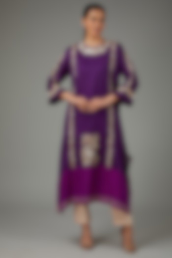 Purple Glaze Cotton Thread Embroidered Kurta Set by Swati Jain at Pernia's Pop Up Shop