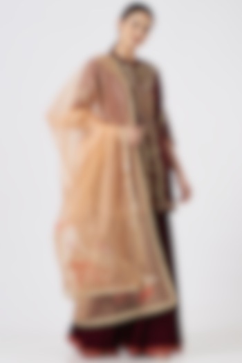 Cream Organza Dupatta by Swati Jain at Pernia's Pop Up Shop