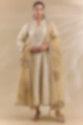 Ivory Tissue Organza Zari Embroidered Party Wear Anarkali Set by Swati Jain at Pernia's Pop Up Shop