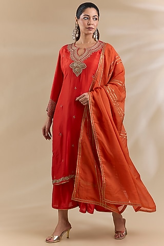 Orange Crepe Organza Embroidered Kurta With Dupatta by Swati Jain