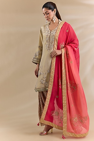 Ivory Tissue Embroidered Kurta Set by Swati Jain