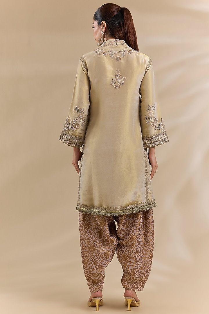 Ivory Tissue Embroidered Kurta Set by Swati Jain at Pernia's Pop Up Shop