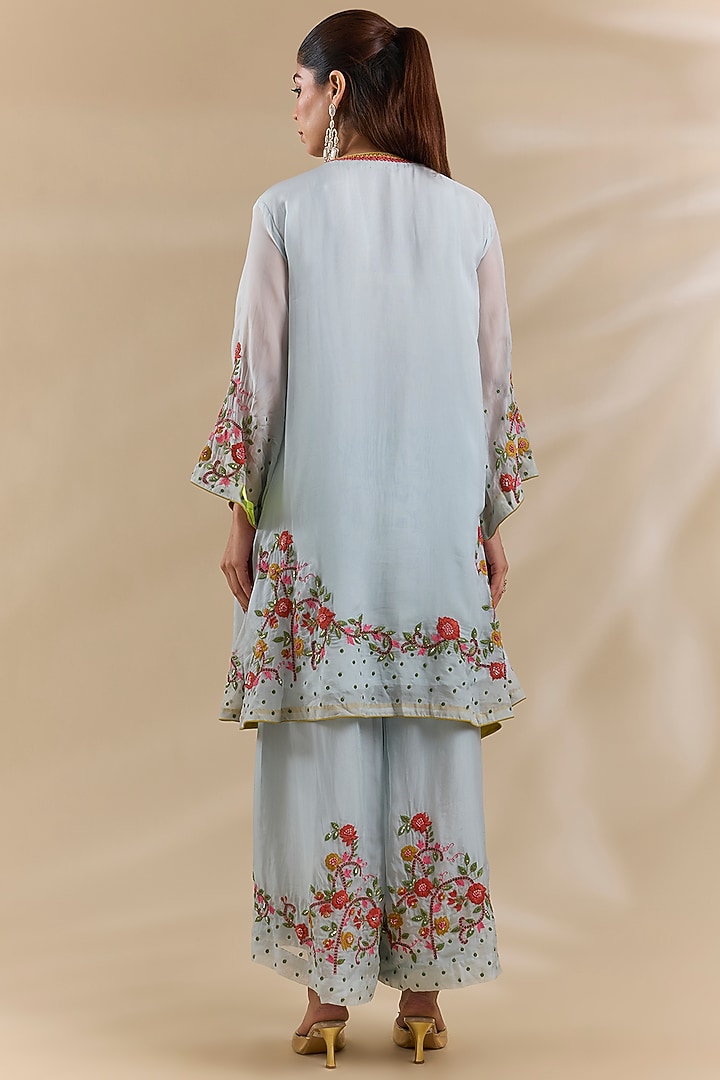 Blue Organza Thread Work Kurta Set by Swati Jain at Pernia's Pop Up Shop