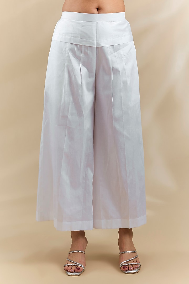 White Organza Lycra Cotton Thread Work Jacket Set by Swati Jain at Pernia's Pop Up Shop