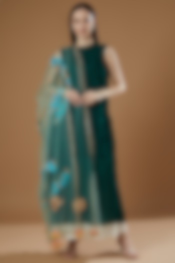 Cobalt Blue Embroidered Dupatta by Swati Jain at Pernia's Pop Up Shop