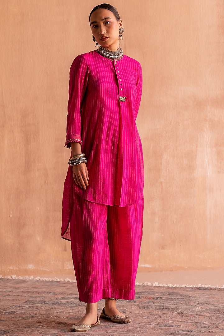 Pink Silk & Cotton Hand Embroidered Kurta Set by Swatti Kapoor