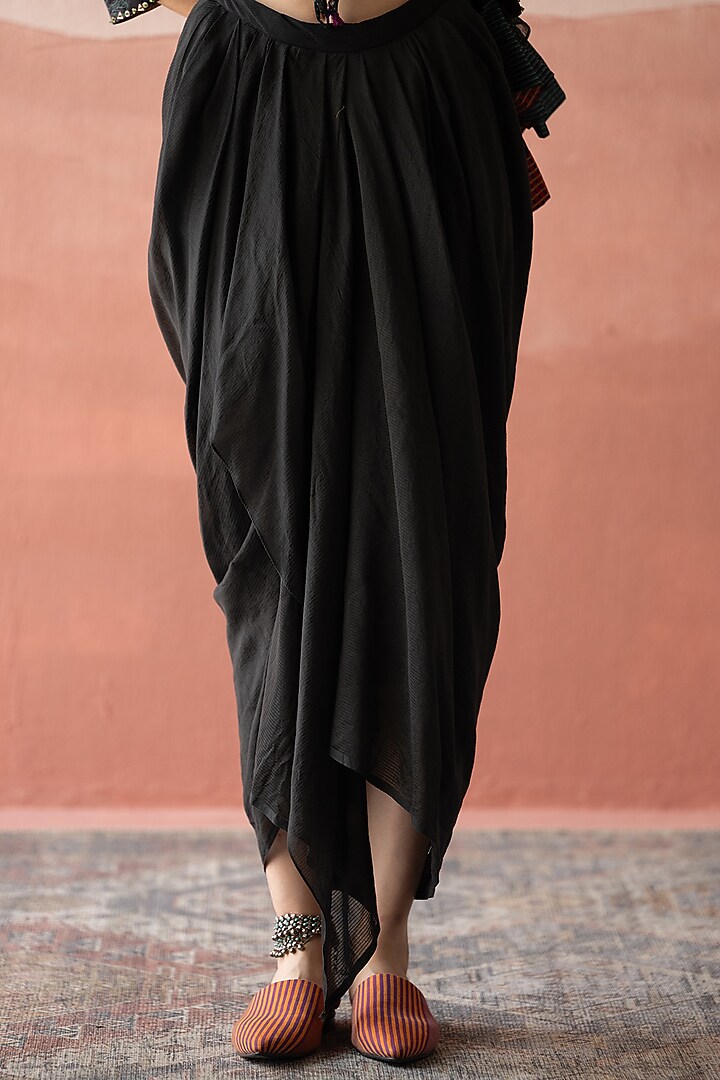 Ebony Black Chanderi Stripe Pleated Skirt Set by Swatti Kapoor at Pernia's Pop Up Shop