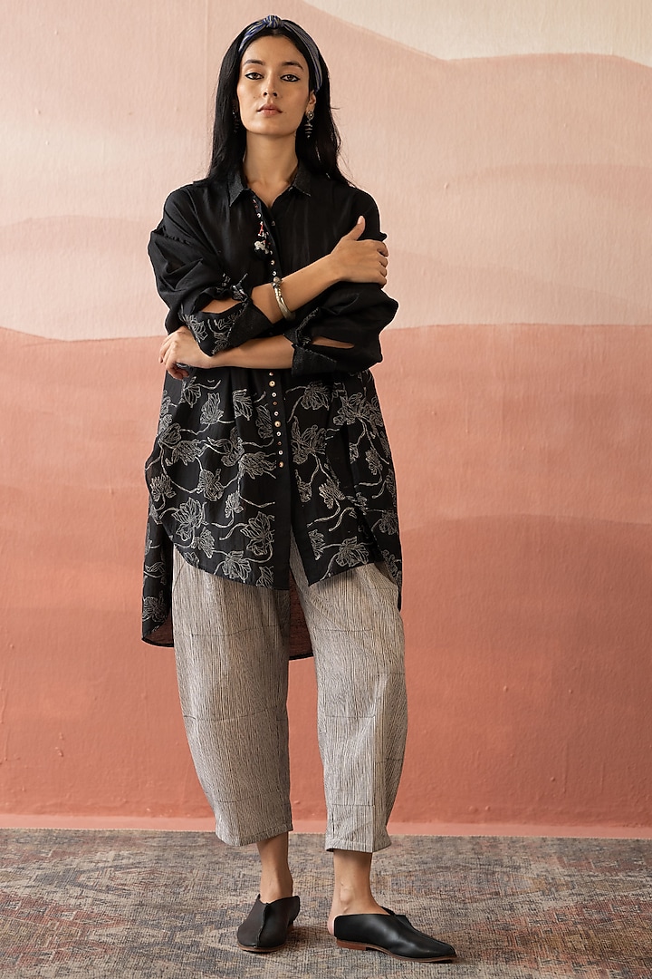 White Chanderi Handblock Printed Co-Ord Set by Swatti Kapoor at Pernia's Pop Up Shop