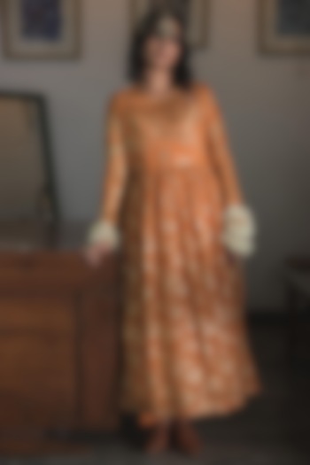 Orange Handwoven Chanderi Printed & Hand Embroidered Kurta Set by Swatti Kapoor at Pernia's Pop Up Shop