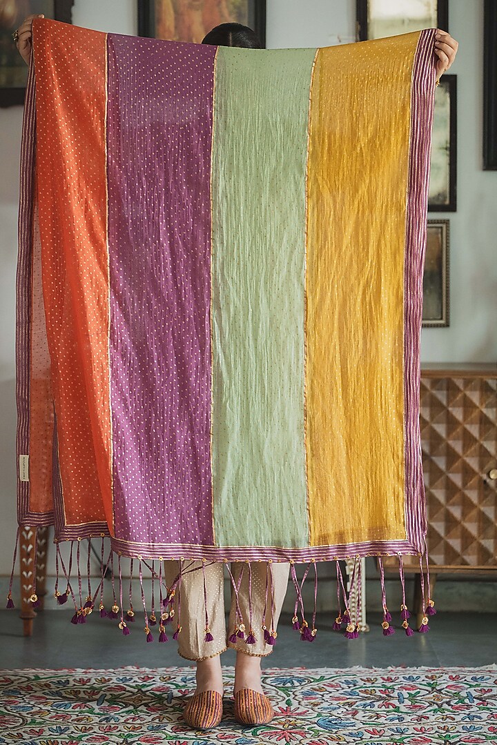 Yellow Handwoven Chanderi Hand Block Printed Kurta Set by Swatti Kapoor at Pernia's Pop Up Shop