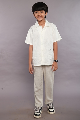 White Viscose Linen Blend Floral Printed Shirt For Boys by SWEETLIME BY AS