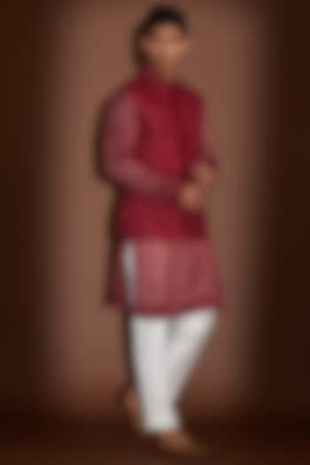 Red Organza Cutdana & Thread Embroidered Nehru Jacket Set by Sawan Gandhi Men