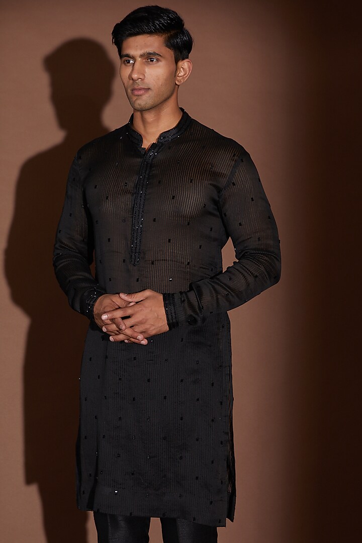 Black Handloom Ghicha Embroidered Kurta Set by Sawan Gandhi Men at Pernia's Pop Up Shop