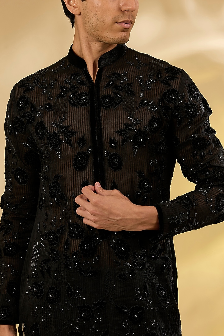 Black Georgette Rose Applique Work Kurta by Sawan Gandhi Men at Pernia's Pop Up Shop