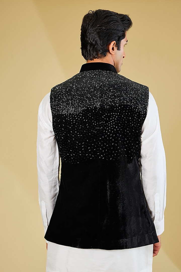 Black Velvet Bundi Jacket by Sawan Gandhi Men at Pernia's Pop Up Shop