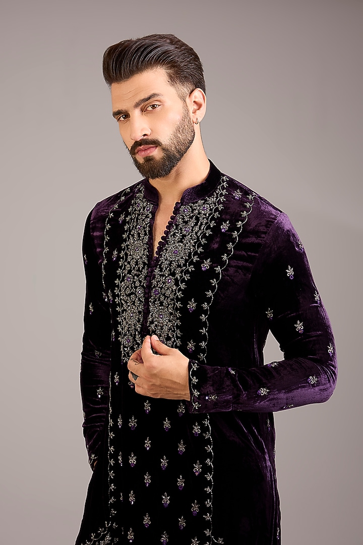 Purple Velvet Embroidered Kurta Set by Sawan Gandhi Men at Pernia's Pop Up Shop