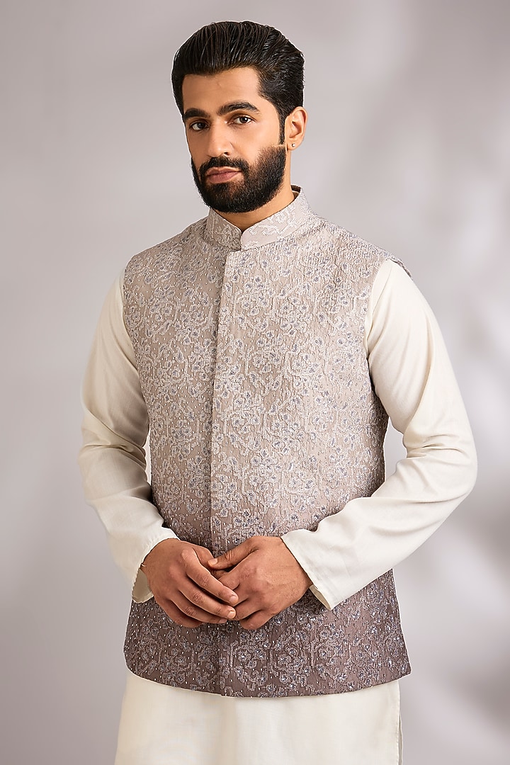 Light-Dark Grey Silk Bundi Jacket by Sawan Gandhi Men at Pernia's Pop Up Shop