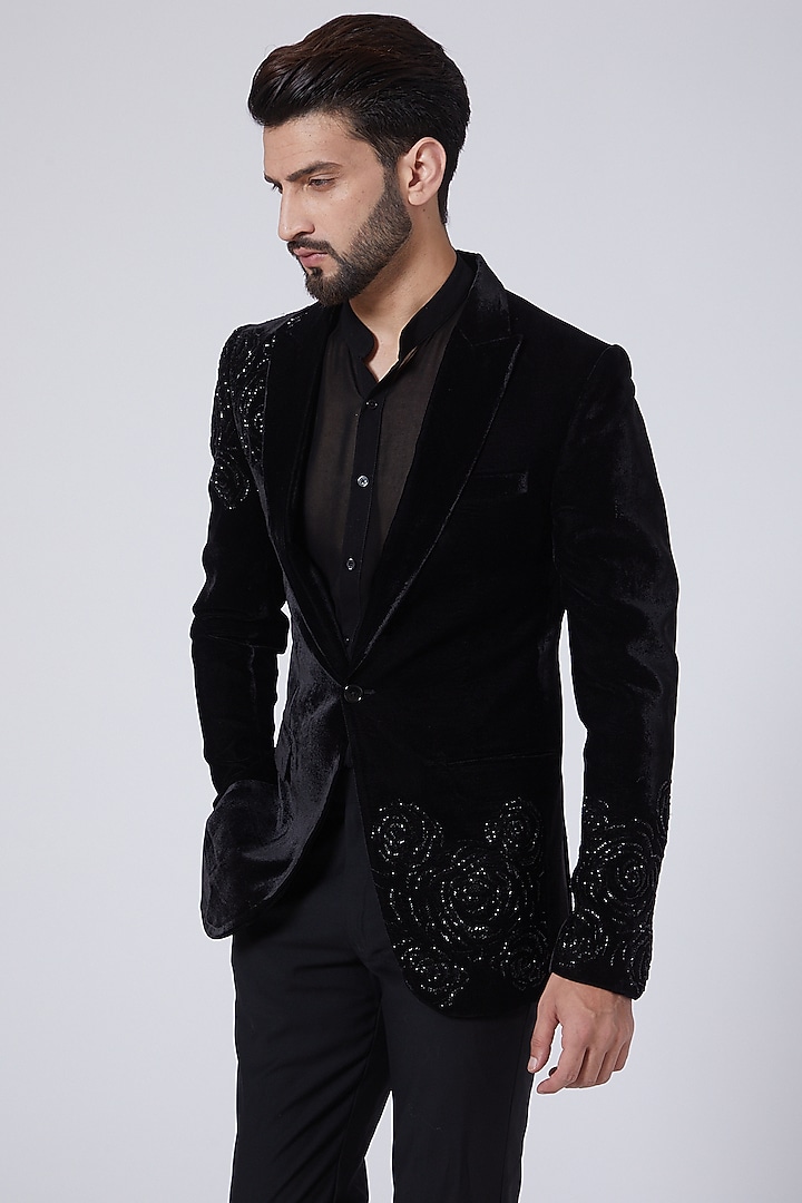 Black Velvet Cutdana Floral Work Blazer by Sawan Gandhi Men at Pernia's Pop Up Shop