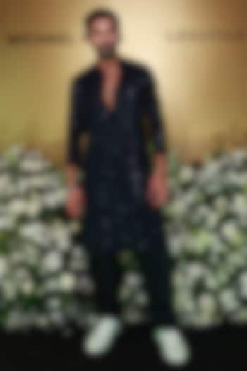 Navy Blue Georgette Thread Work Kurta by Sawan Gandhi Men at Pernia's Pop Up Shop