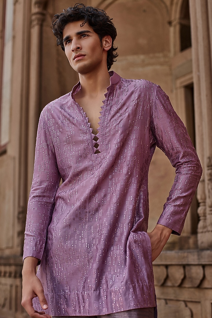 Dusty Mauve Chanderi Swarovski Work Kurta by Sawan Gandhi Men at Pernia's Pop Up Shop