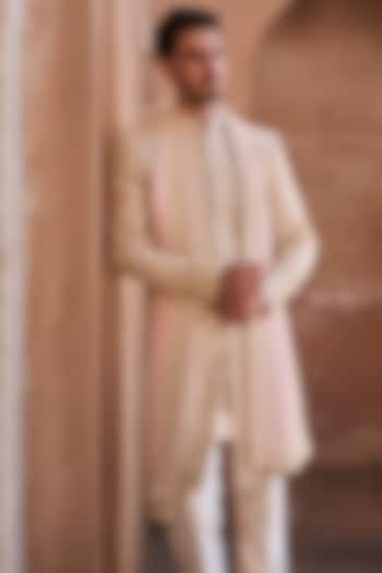 Soft Pink Dupion Silk Stole by Sawan Gandhi Men at Pernia's Pop Up Shop