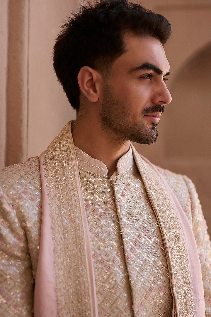 Soft Pink Dupion Silk Stole by Sawan Gandhi Men at Pernia's Pop Up Shop