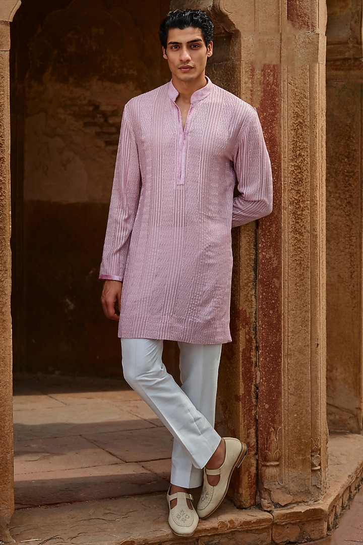 Dusty Rose Georgette Thread Embroidered Kurta Set by Sawan Gandhi Men at Pernia's Pop Up Shop