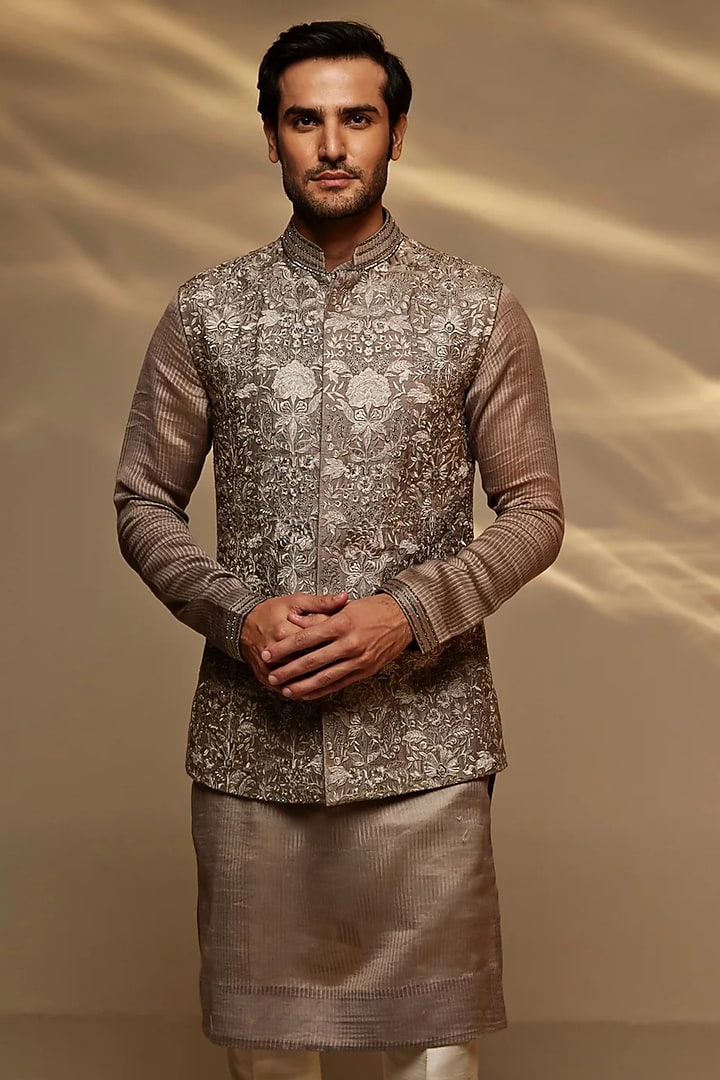 Grey Silk Bundi Jacket With Kurta by Sawan Gandhi Men at Pernia's Pop Up Shop
