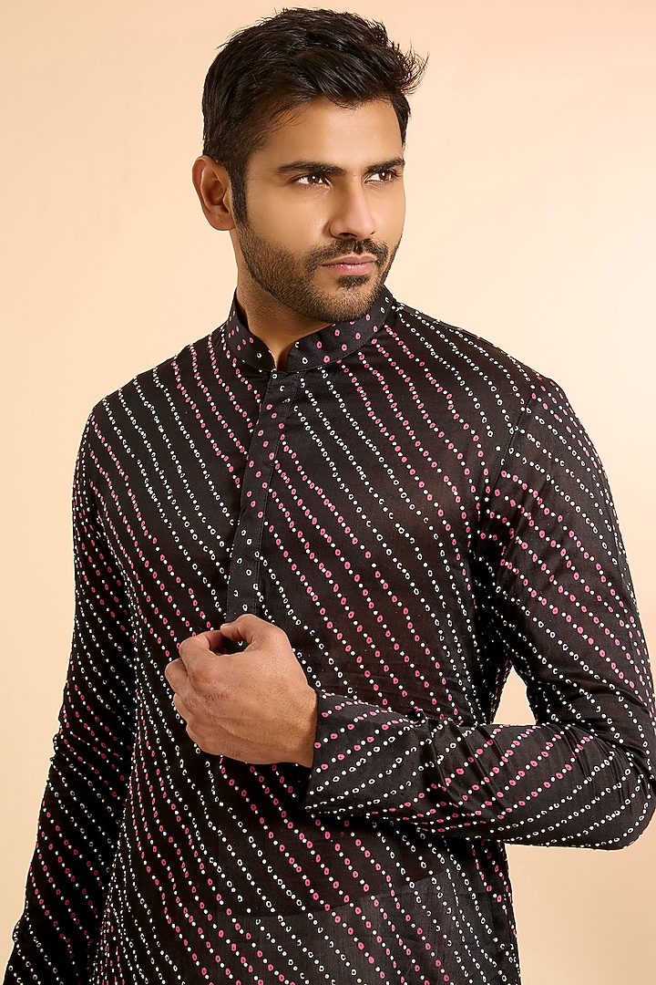 Black Chanderi Kurta by Sawan Gandhi Men at Pernia's Pop Up Shop