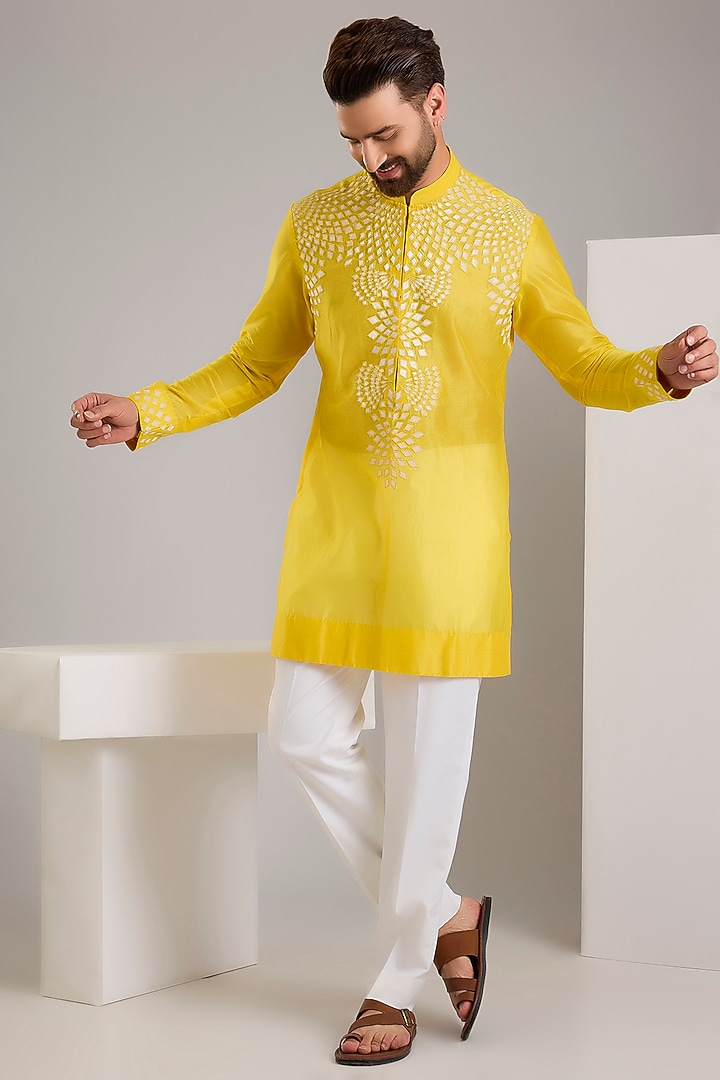 Yellow Chanderi Kurta by Sawan Gandhi Men at Pernia's Pop Up Shop