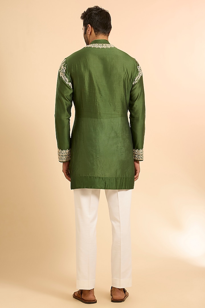 Olive Green Chanderi Kurta by Sawan Gandhi Men at Pernia's Pop Up Shop