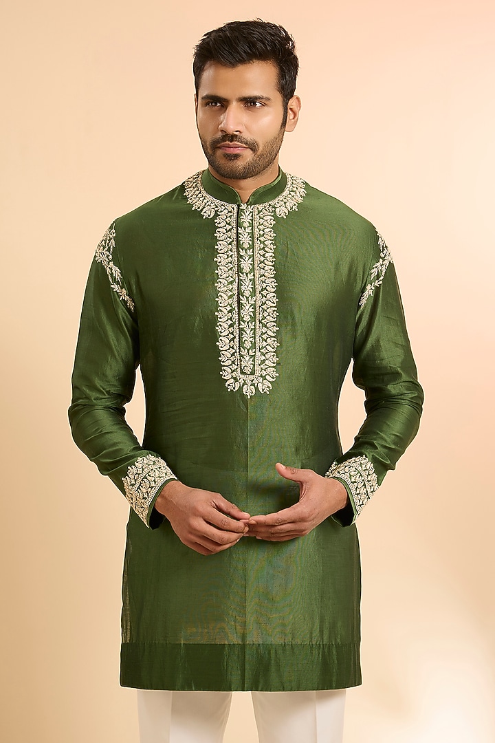 Olive Green Chanderi Kurta by Sawan Gandhi Men at Pernia's Pop Up Shop