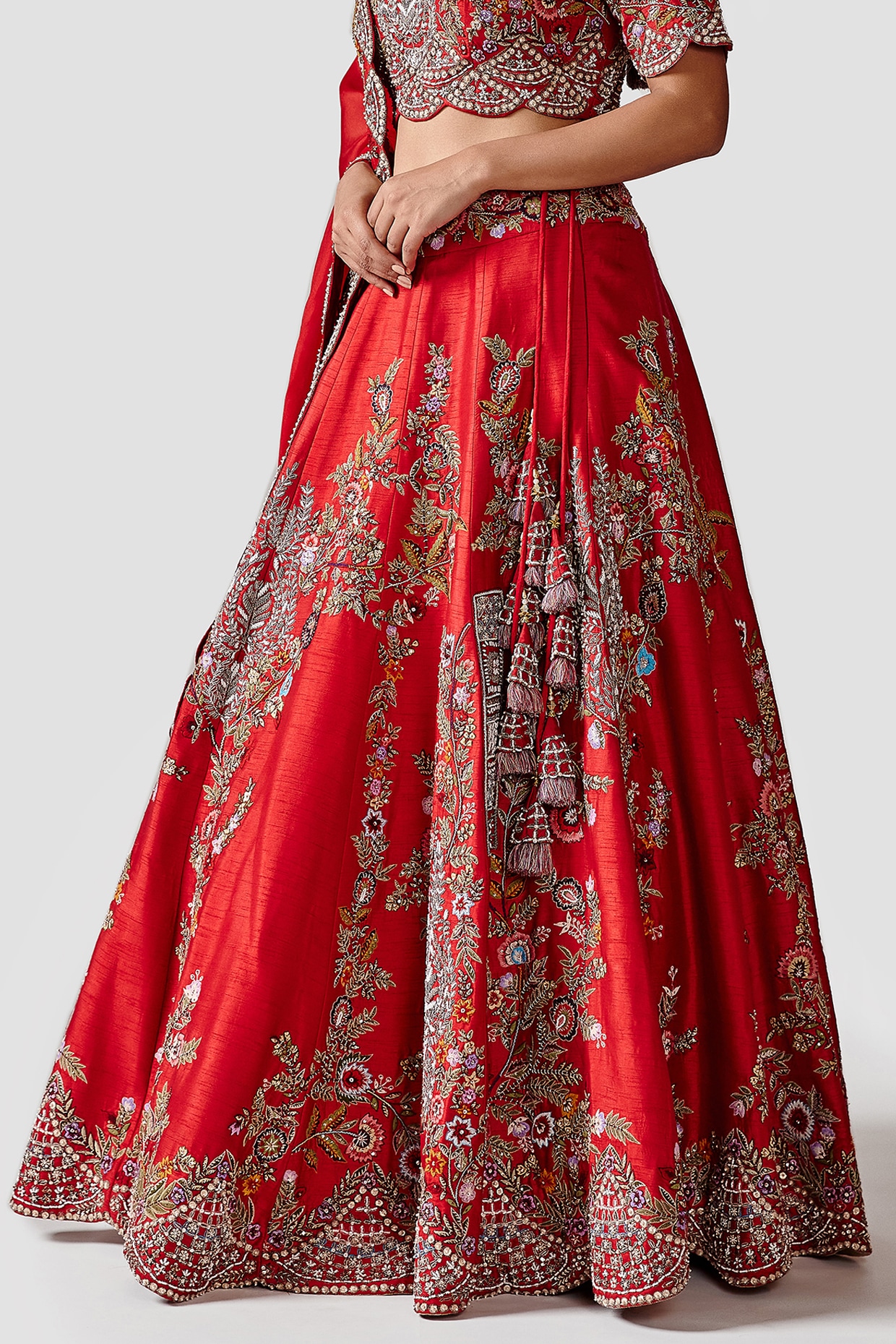 Buy Cherry Tomato Red Resham Embroidered Silk Wedding Lehenga Online |  Samyakk