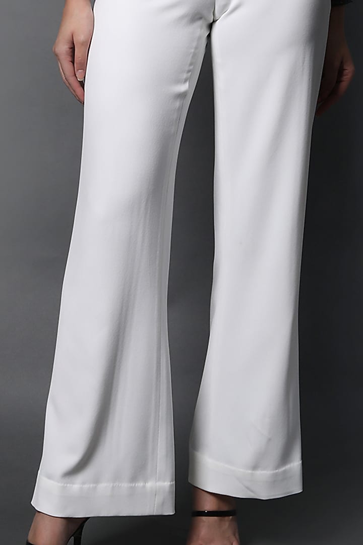 Ivory Heavy Crepe Pant Set by Swatee Singh at Pernia's Pop Up Shop