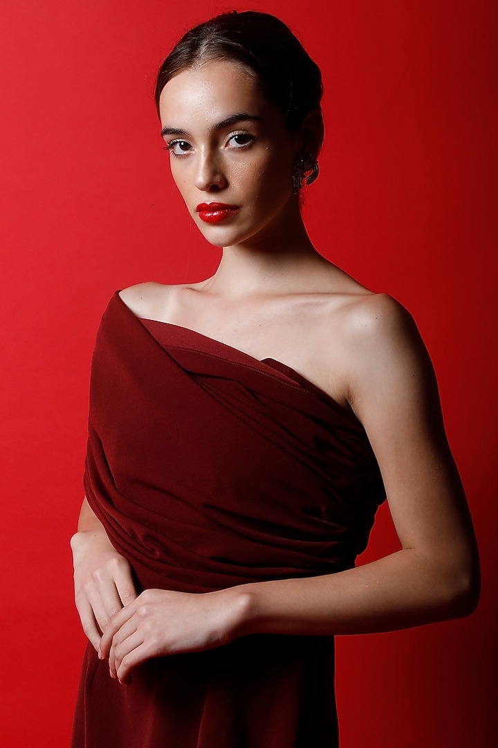 Mahogany Crepe Tube Straight Gown by Swatee Singh at Pernia's Pop Up Shop