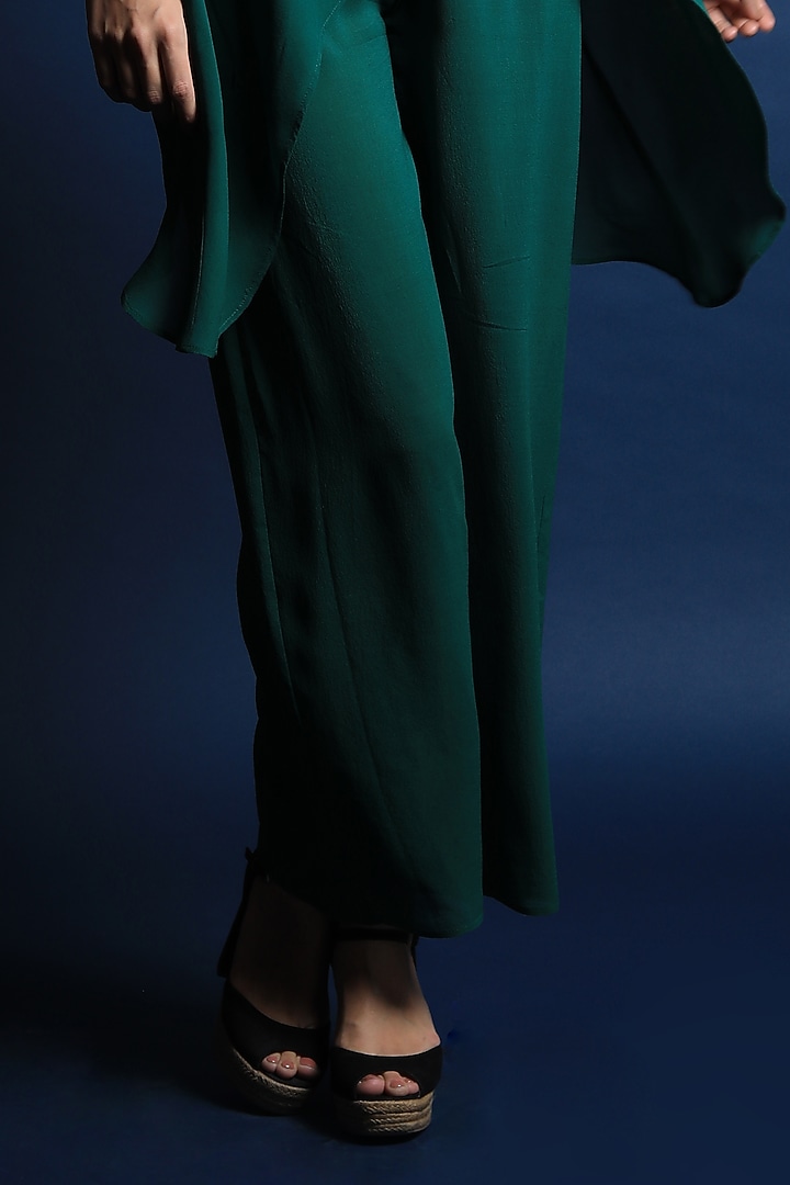 Amazon Green Crepe Pant Set by Swatee Singh at Pernia's Pop Up Shop