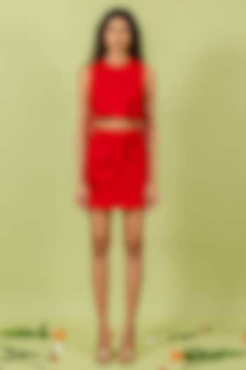 Red Heavy Crepe Skirt Set by Swatee Singh at Pernia's Pop Up Shop