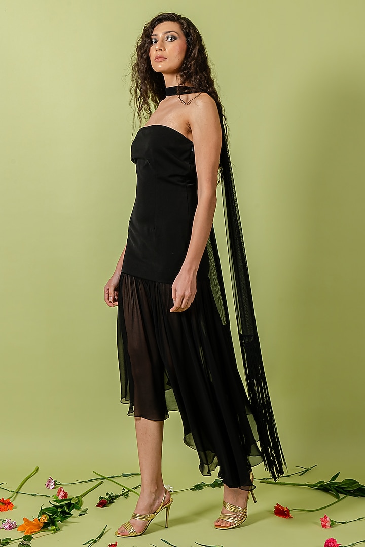Black Heavy Crepe Asymmetric Flared Vacation Dress by Swatee Singh at Pernia's Pop Up Shop