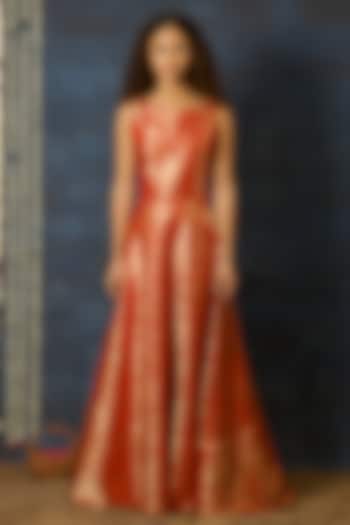 Red Brocade Engagement Gown by Swatee Singh at Pernia's Pop Up Shop