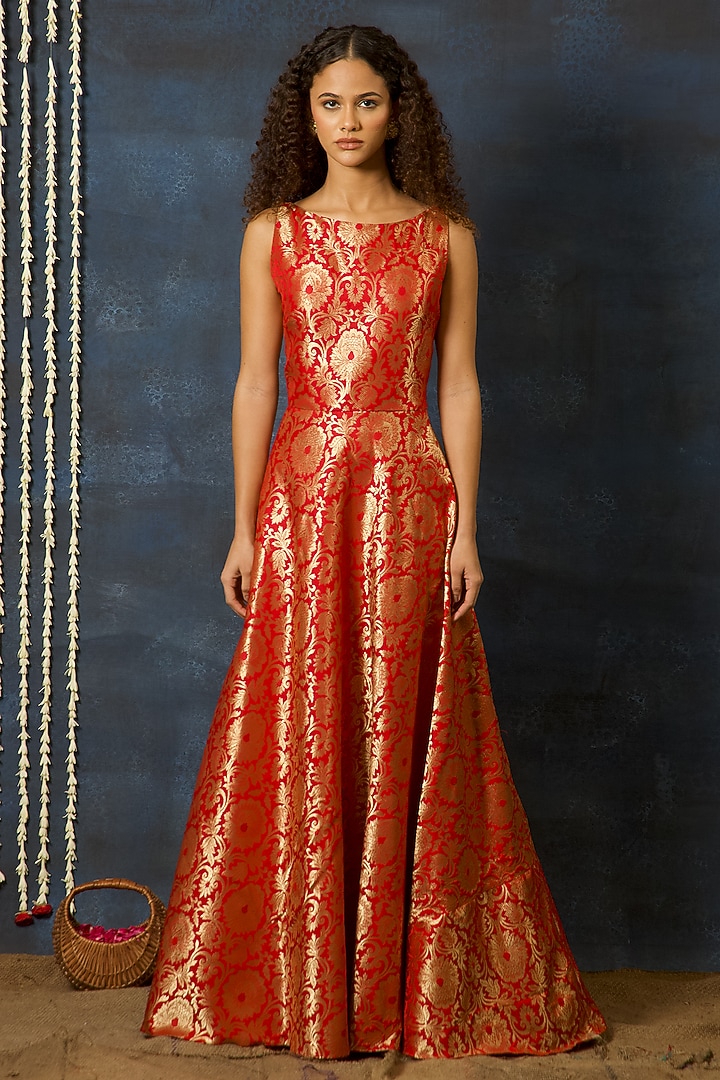 Red Brocade Engagement Gown by Swatee Singh at Pernia's Pop Up Shop