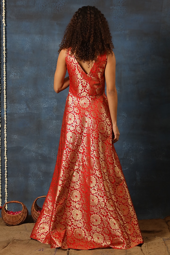 Red Brocade Engagement Gown by Swatee Singh at Pernia's Pop Up Shop