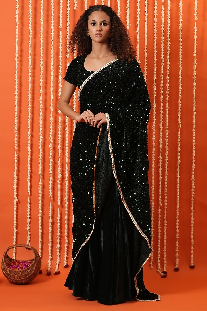 Glass Green Velvet Sequins Embroidered Pre-Stitched Party Wear Saree Set by Swatee Singh at Pernia's Pop Up Shop